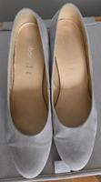 Gabor Pumps, Wildleder in hellgrau, Gr. 8,5 München - Altstadt-Lehel Vorschau