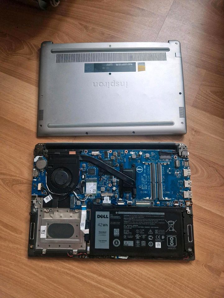 Dell Inspiron 14-7460 in Molbergen