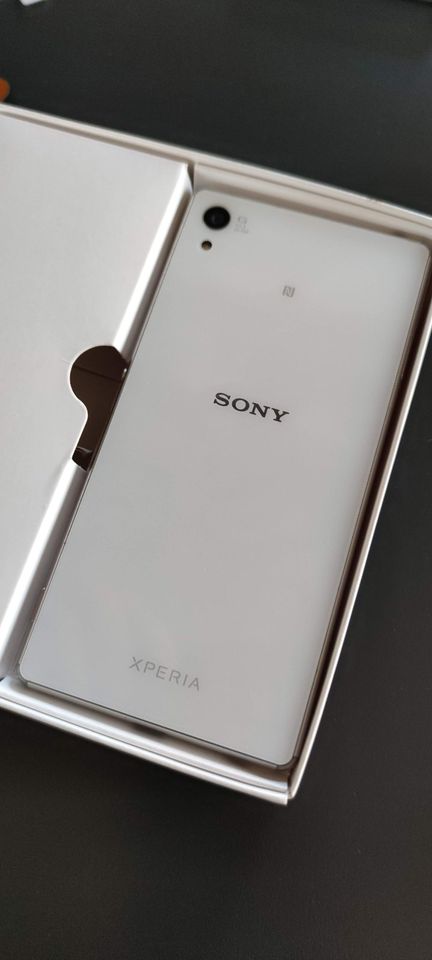 Sony Xperia Z3+ Plus E6553 32GB 4K weiss Akku Folie Hülle OVP in Eberswalde