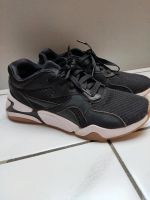 Puma Sneaker Gr. 38,5 Schwarz Sneaker Neuwertig Dortmund - Lichtendorf Vorschau