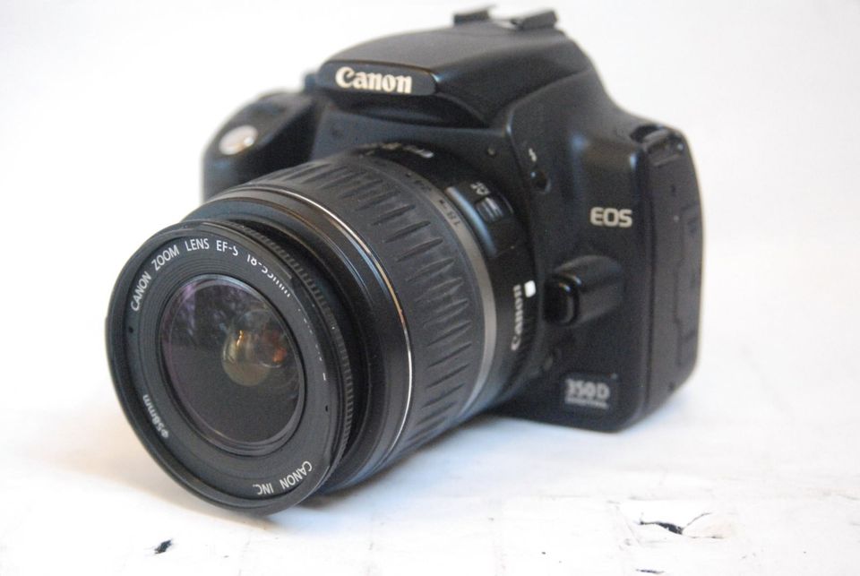 Canon EOS 350 D (8 Megapixel) inkl. EF-S 18-55mm 1:3,5-5,6 II in Bad Bentheim
