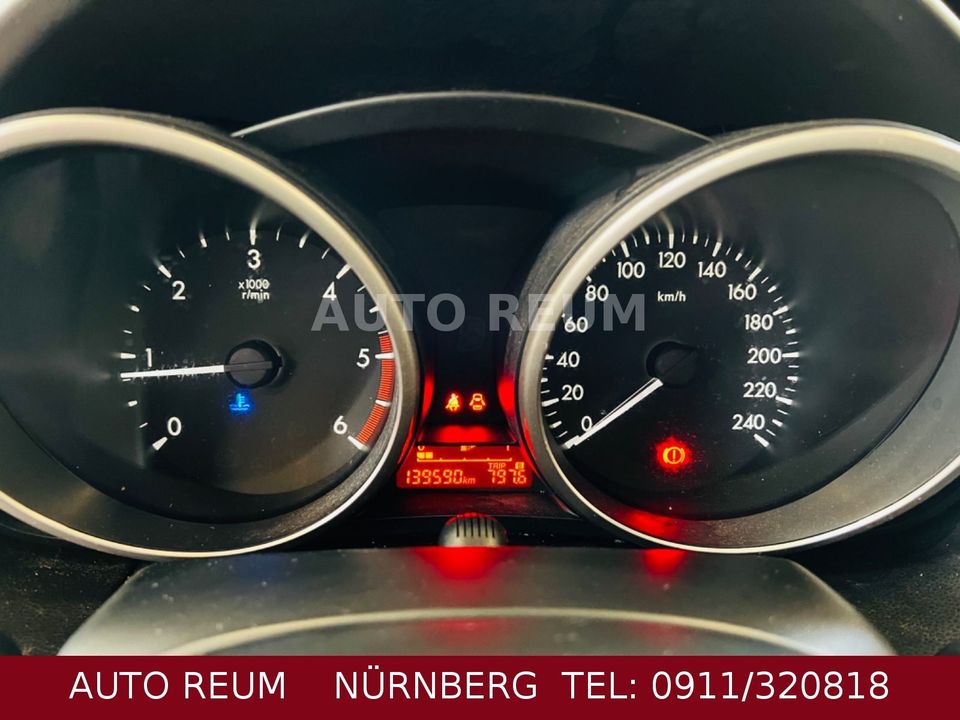 Mazda 5 1.6 MZ-CD SENDO  BiXENON VOLLLEDER 7SITZER in Nürnberg (Mittelfr)