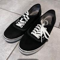 Vans: Sneaker schwarz 7US 37/38 Bayern - Pilsting Vorschau