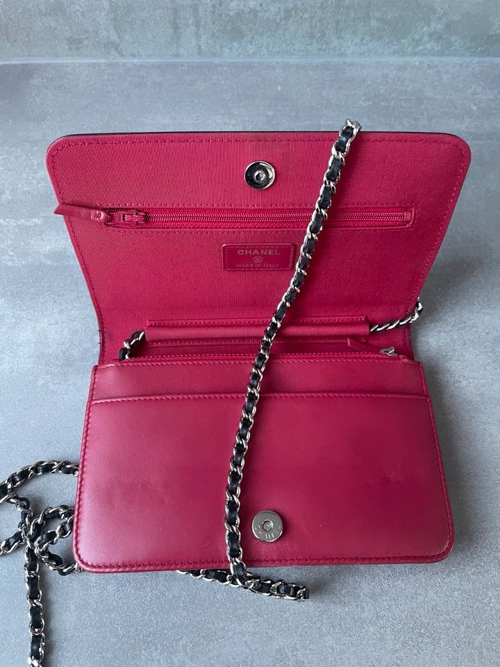 SALE Chanel  Wallet on Chain WOC Tasche Handtasche in Berlin