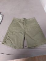 Lacoste shorts grün olive Größe 30 Essen - Altenessen Vorschau