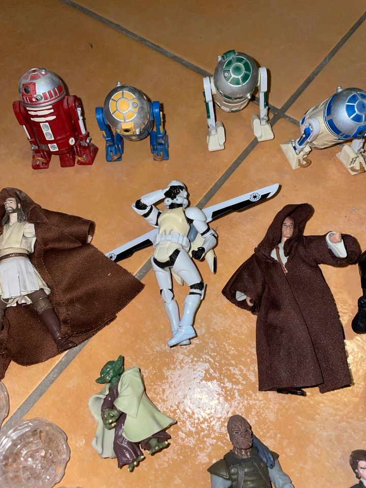 Star Wars Figuren Sammlung in Kissing