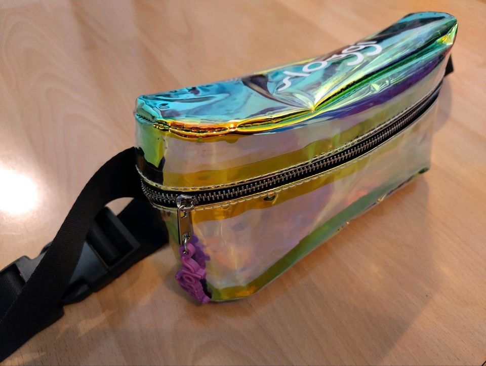 Sloggi Bauchtasche Tasche Fanny Bag holografisch - NEU in München