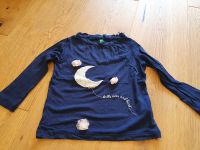 Pullover T-Shirt Benetton Gr. 82 1Y dunkelblau mit Mond Frankfurt am Main - Bornheim Vorschau