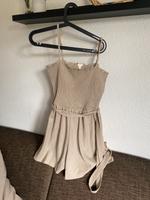 Einteiler Jumpsuit beige Schleife L 40 NEU Nordrhein-Westfalen - Gladbeck Vorschau