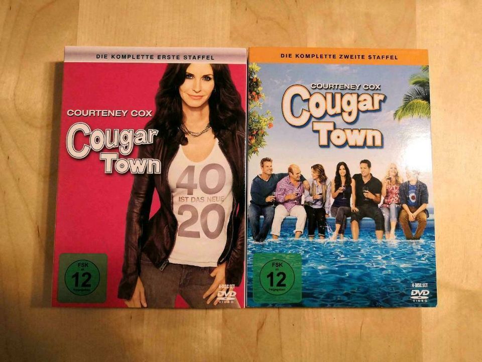 COUGAR TOWN DVD Serie Staffel 1 & 2 in Egelsbach