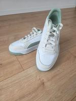 Puma Sneaker wie Neu 42 Weiß Schuhe Nordrhein-Westfalen - Siegen Vorschau