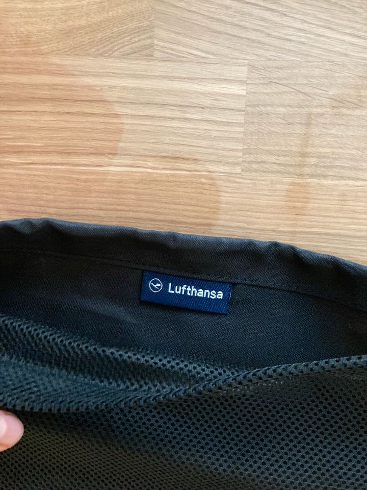 Lufthansa Amenity Kit verschiedene Kosmetiktaschen / Täschchen in Sommerhausen Main