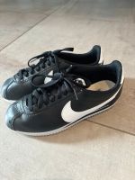 Nike Schuhe, schwarz Niedersachsen - Ostrhauderfehn Vorschau