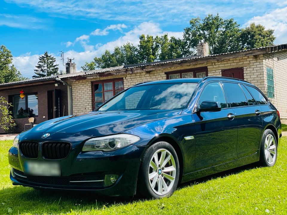 BMW 530d Touring in Geisenhausen