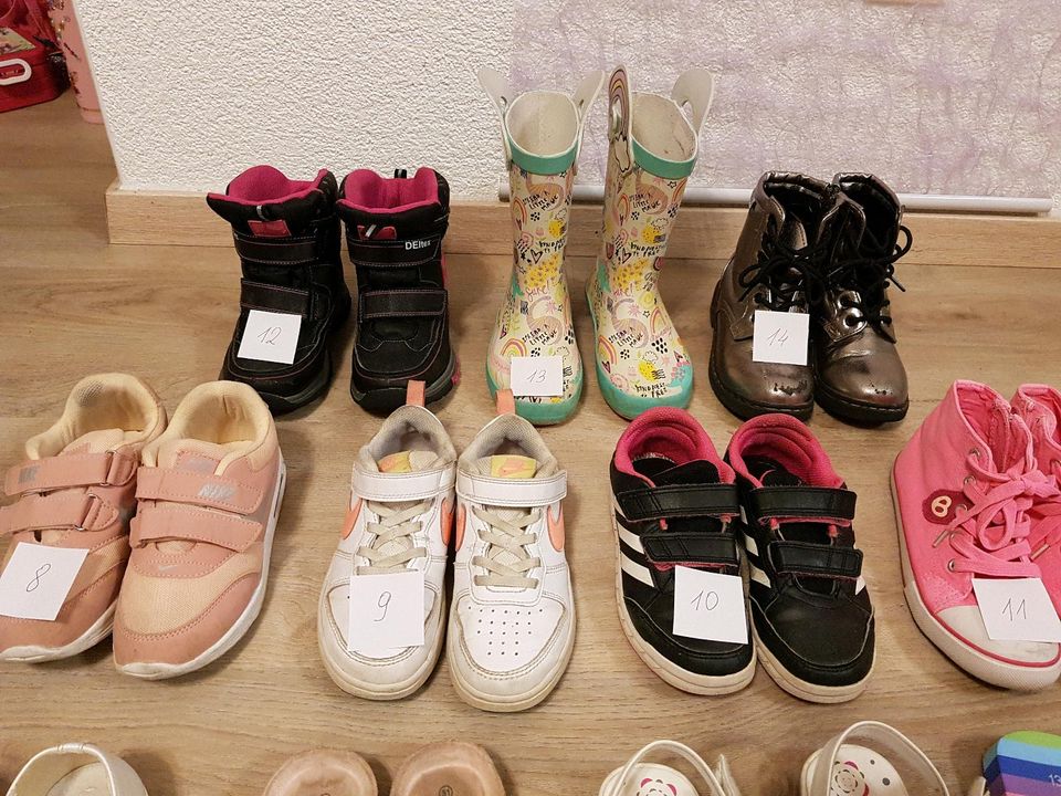 Schuhe Sandalen Halbschuhe Größe 31 in Tuttlingen