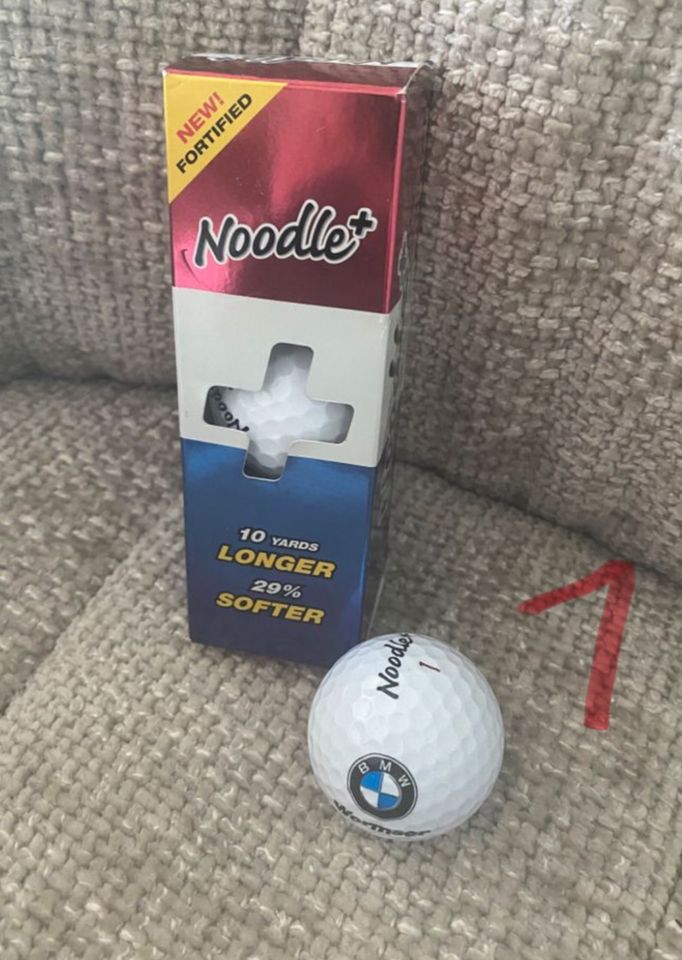 Golfbälle mit BMW Logo Neu ! 3er Pack in Neunkirchen-Seelscheid