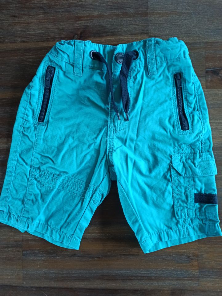 türkise Shorts/ kurze Hose Größe 104 in Kleve