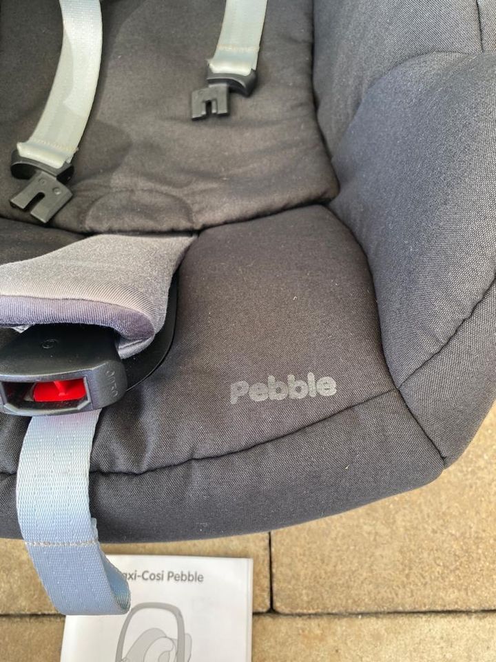 Babysafe/ Maxi Cosi Pebble in Schwendi