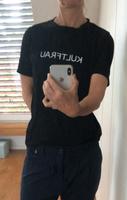 KULTFRAU Schmal geschnittenes Label Shirt Baden-Württemberg - Mannheim Vorschau