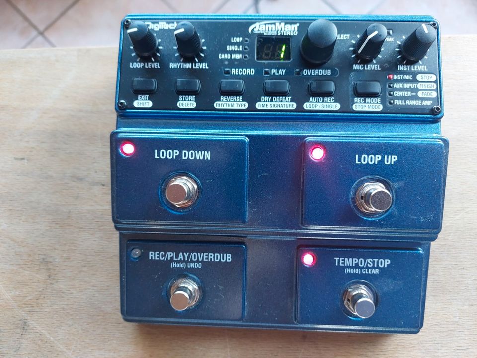 Digitech JamMan Stereo plus FS3X-Fusschalter in Amberg