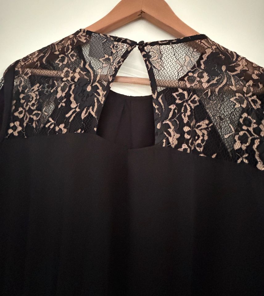 Abendkleid Satin schwarz Gr. S in Recklinghausen