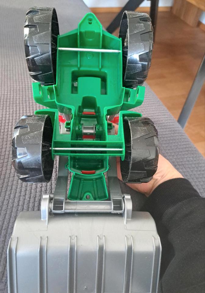 Lena Traktor in Neukirch