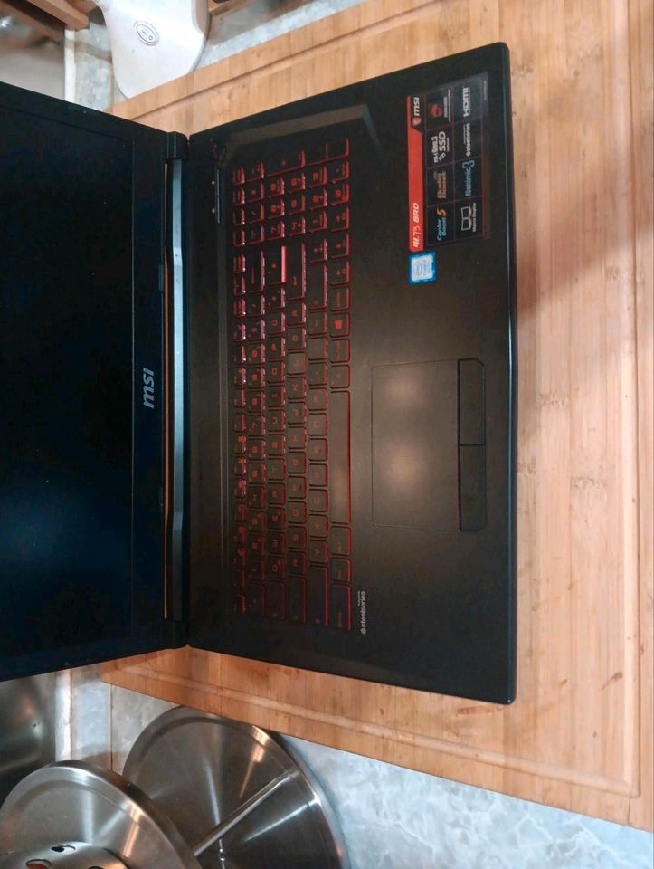 MSI Gamer Laptop 17 Zoll , 4 GB Grafikkarte, 32 GB RAM in Heidenheim an der Brenz
