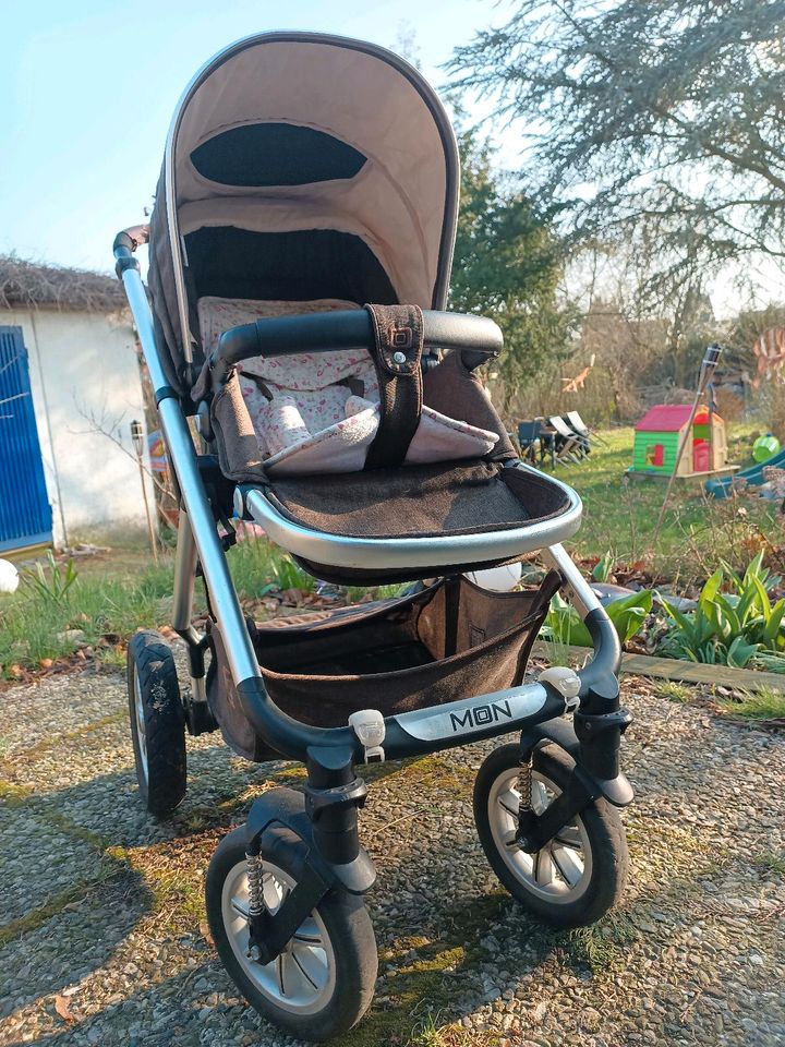 MON Kinderwagen (Gestell, Wanne, Sportsitz) in Celle