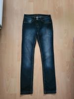 Esprit Jeans Gr 158 dunkelblau Niedersachsen - Emmerthal Vorschau