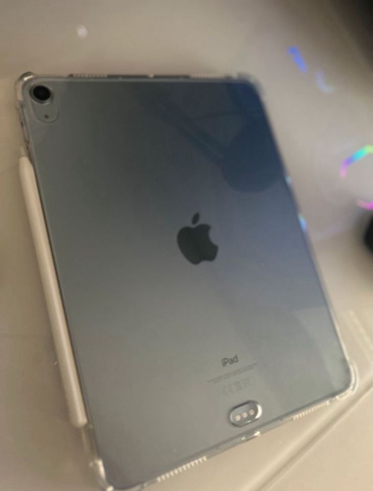 iPad Air 4th Generation Sky Blue 256GB verfügt auch über SIM in Borken