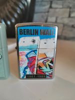 Zippo Neu Berlin Wall+ 1 Flasche Original Gas Berlin - Marienfelde Vorschau