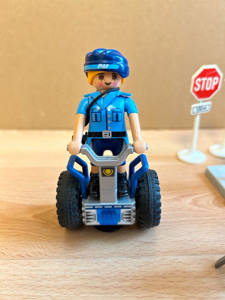 Playmobil Polizei Segway 6877 Motorrad Blitzer Parkuhr in Kleinmachnow