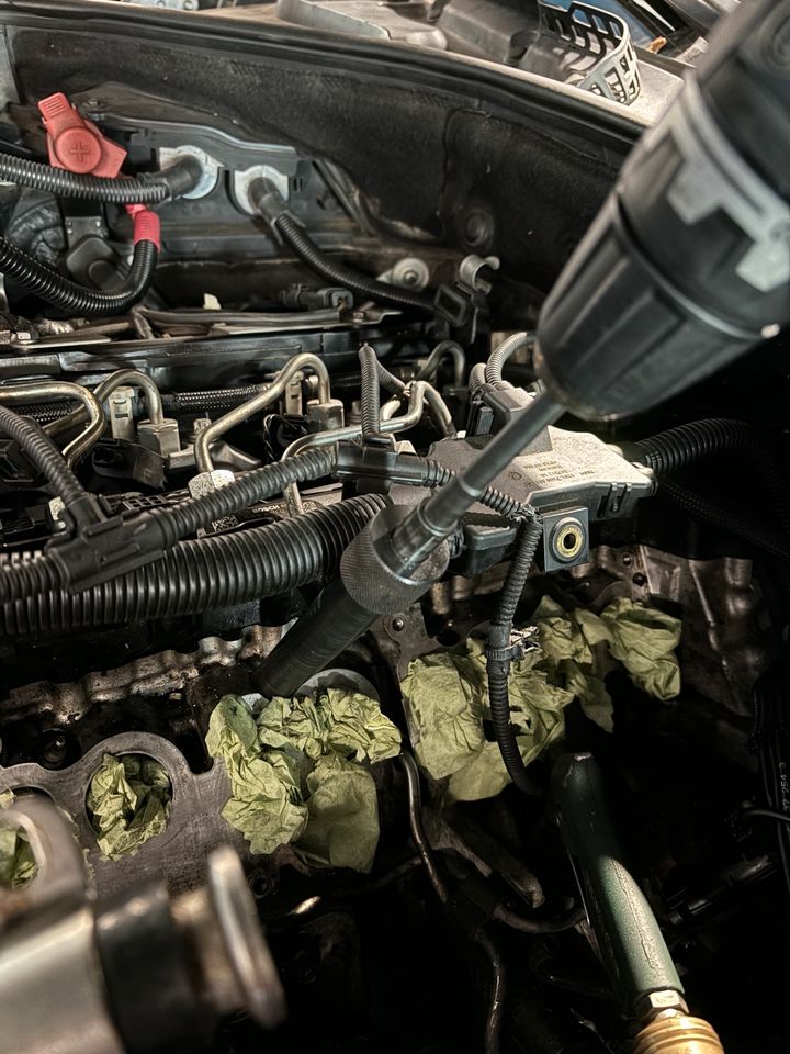 BMW/VW/Audi Diesel Glühkerzen Ausbohren/Austausch/Reparatur in Blaustein