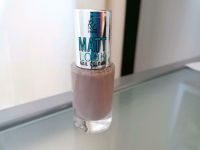 Neu Nagellack grau besch beige braun Matt Look RL de young Niedersachsen - Bad Fallingbostel Vorschau