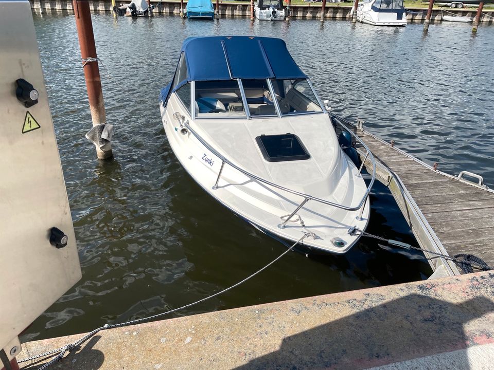 Bayliner 1952 Capri Trailer 3.0 Alpha one g2 Sportboot Motorboot in Vögelsen