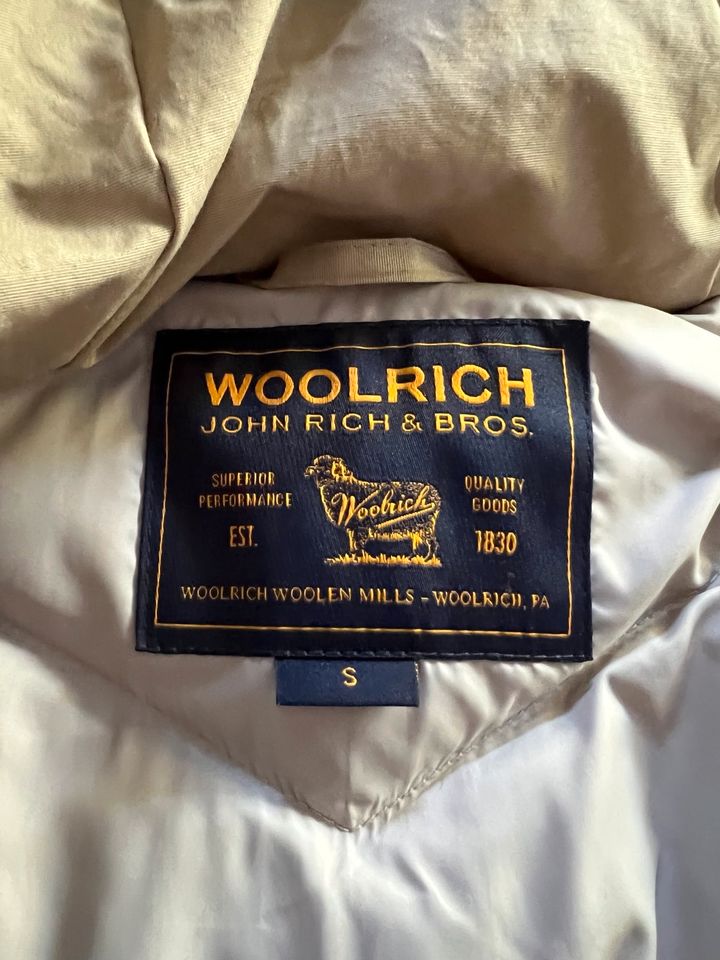 Winterjacke Mantel - Woolrich Parka in Beige NEU in Düsseldorf