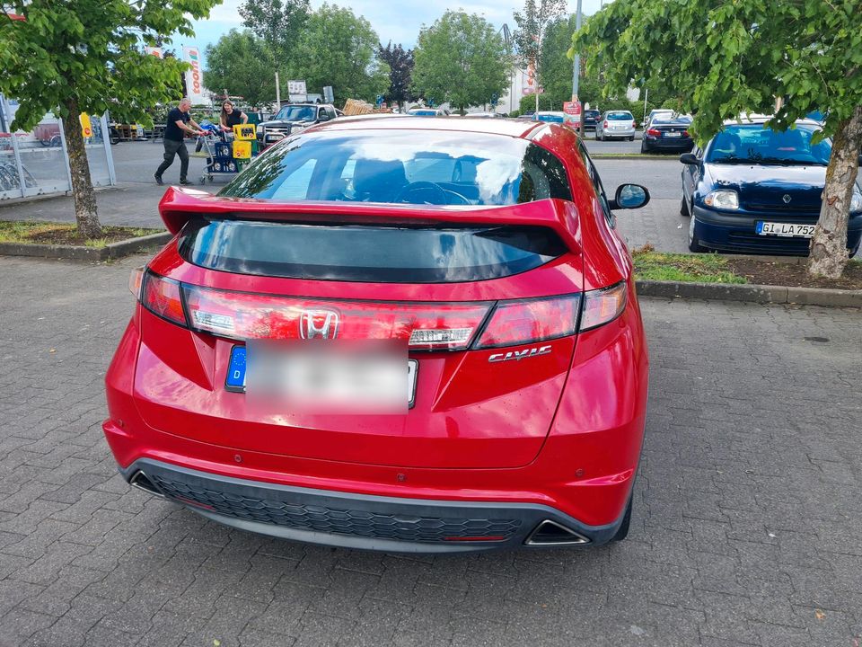 Honda Civic 1.8 Sport i-Vtec in Bad Nauheim