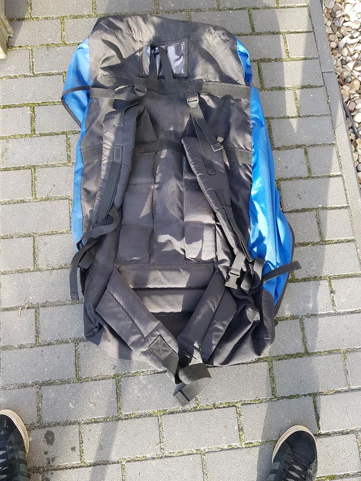 Gleitschirmrucksack CHARLY 747 in Wathlingen