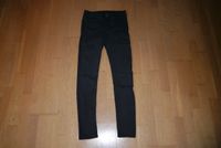 Jeans Gr. 36 S H&M sehr gut schwarz Hose Jeanshose dünnes Materia Sachsen-Anhalt - Dessau-Roßlau Vorschau