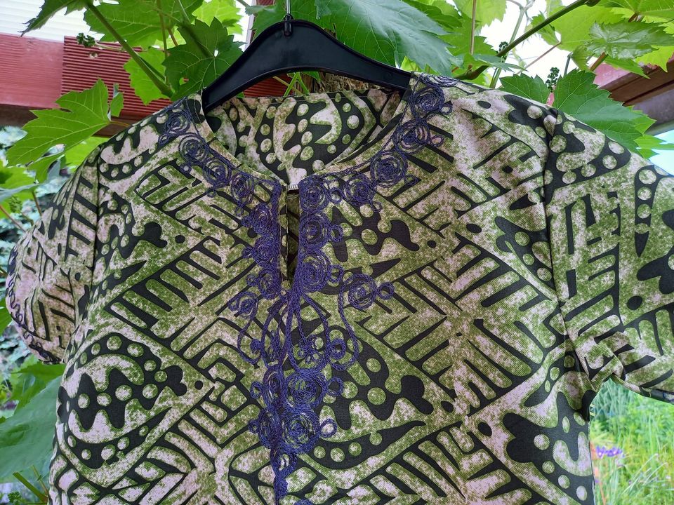 Afrika Hemd Junge african boy shirt with embroidery Gr. 140 neu in Denzlingen