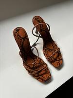 Sandalen mit Absatz Zara Nordrhein-Westfalen - Paderborn Vorschau