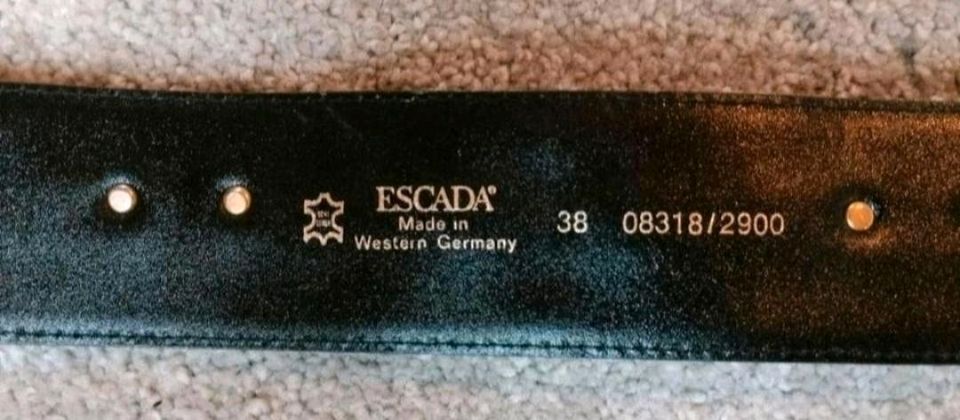 RAR! ESCADA Luxus Echtleder Gürtel Vintage Westerngürtel Stier in Düsseldorf