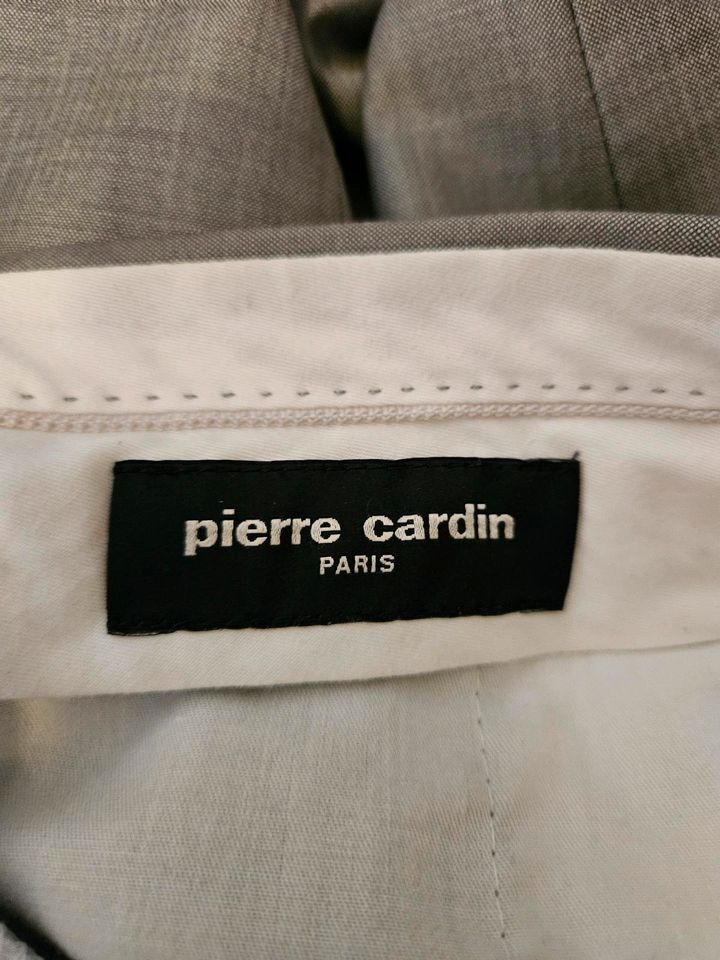 Pierre cardin Herren Anzug 26 in Bielefeld