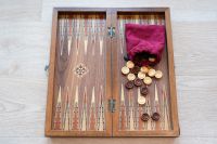 Neue Holzschachspielbrett/Backgammon,Walnuss perlmutt Hessen - Limburg Vorschau