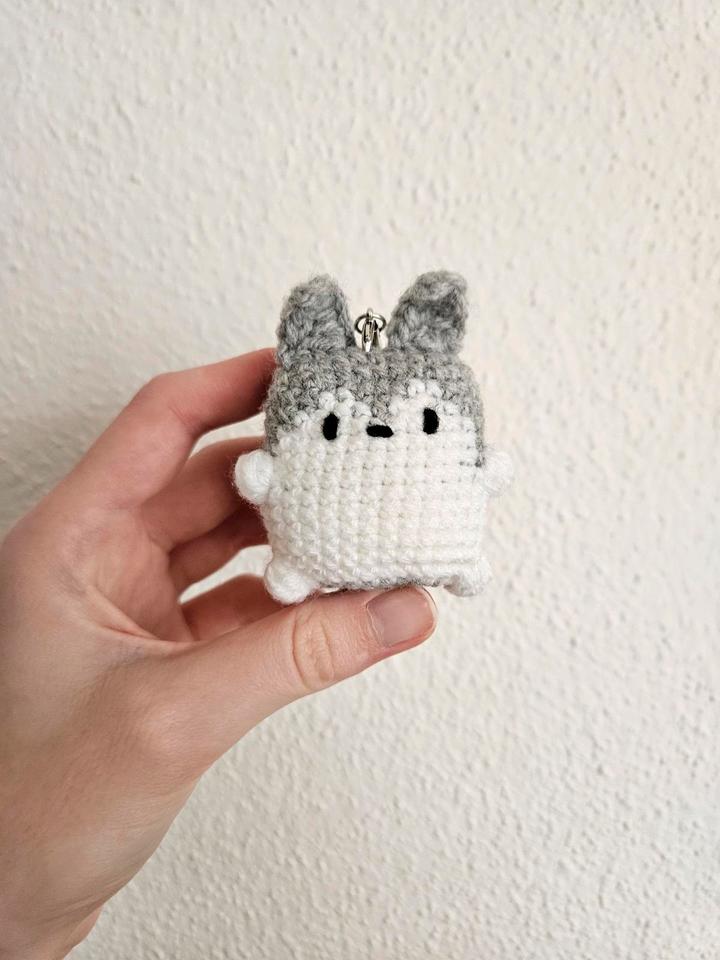Gehäkelte Hunde Schlüsselanhänger Handgemacht Deko Geschenk in Obersüßbach