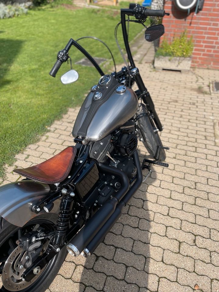 Harley Davidson Dyna Street Bob Special 2015 in Titz