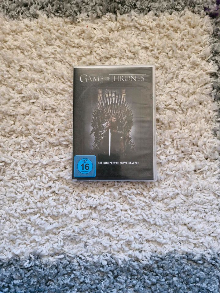 Game of Thrones / GOT DVDs, Staffel 1-3 in Ulm