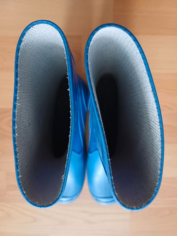 Gr. 33 Gummistiefel blau ungefüttert in Berlin