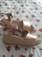 Tommy Hilfiger Sandalen Wedges Gr.39 Nordrhein-Westfalen - Brüggen Vorschau