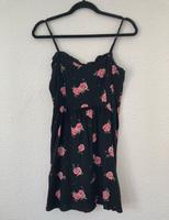 Sommer Kleid Rosen Muster neuwertig von H&M S perfekt Baden-Württemberg - Albstadt Vorschau